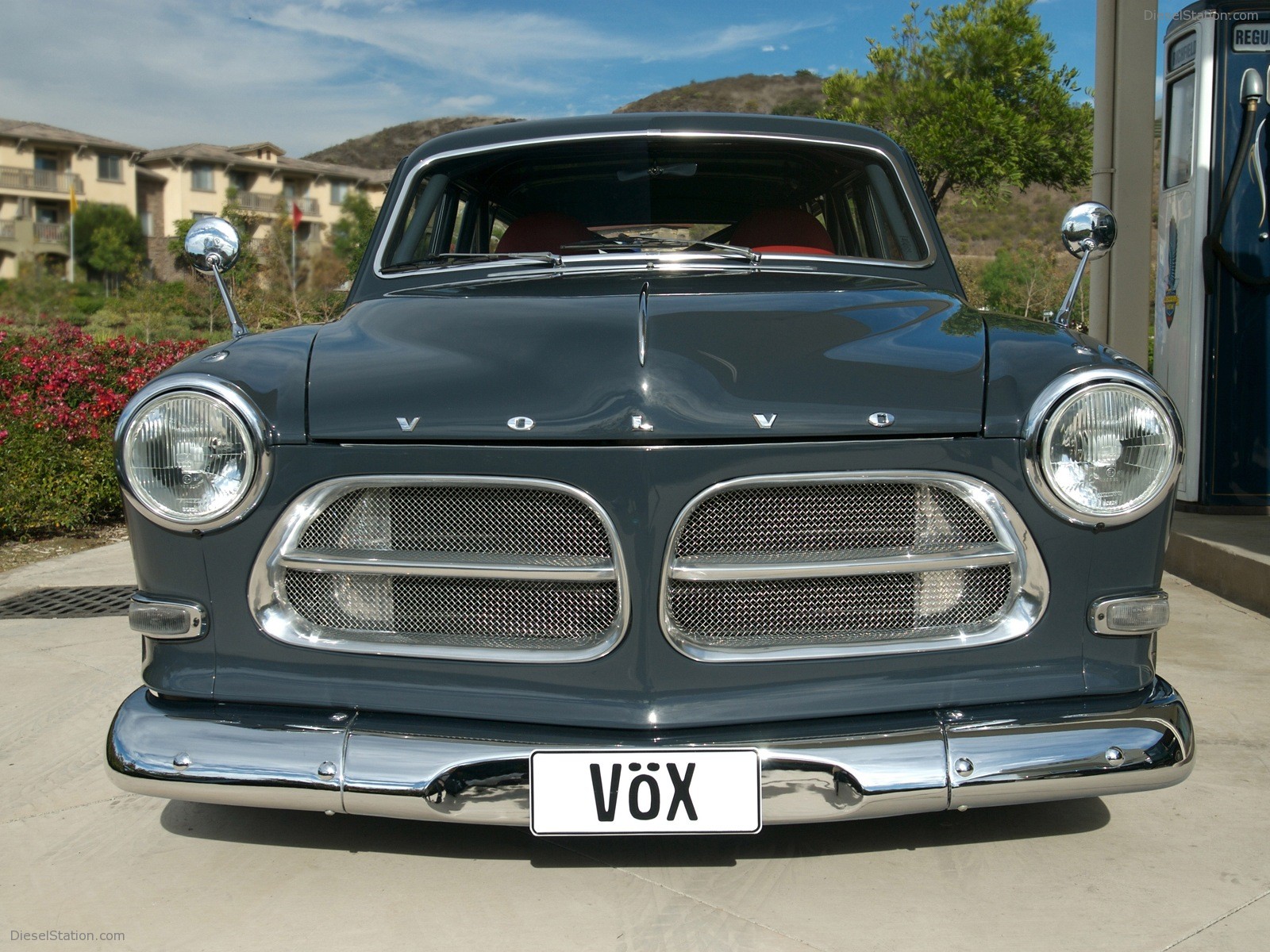 Volvo Amazon (SEMA 2006)